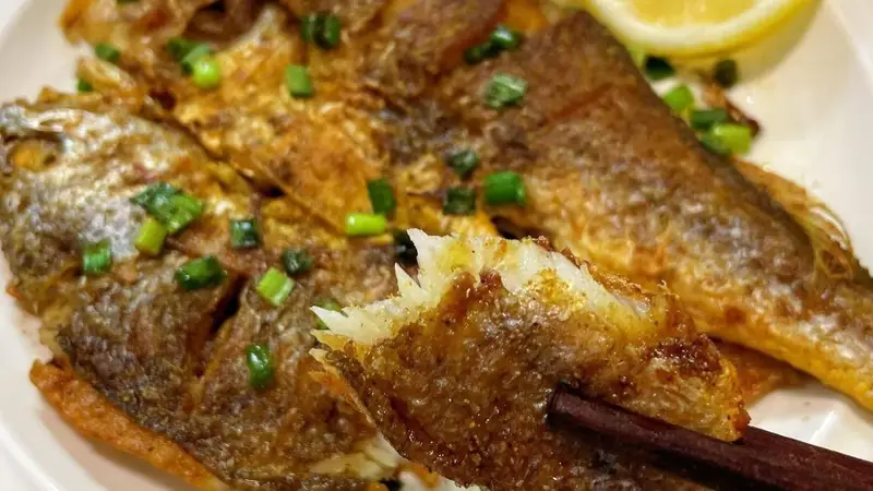 黄花鱼这么做香而不腻,酥酥脆脆,不仅下饭又下酒