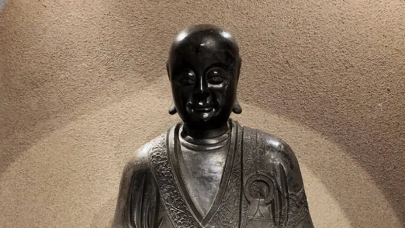闹大了，马未都回应被盗佛像，对比差异细节曝光，网友不买账为啥