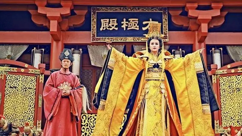 武则天称帝后，为何不册立武氏子弟，而是将皇位还给李唐？