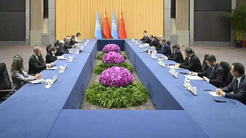 习近平会见联合国秘书长古特雷斯
