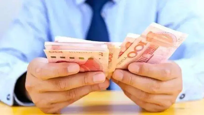 7月22日:为什么有钱人五一不出去旅游?背后隐藏着一个秘密