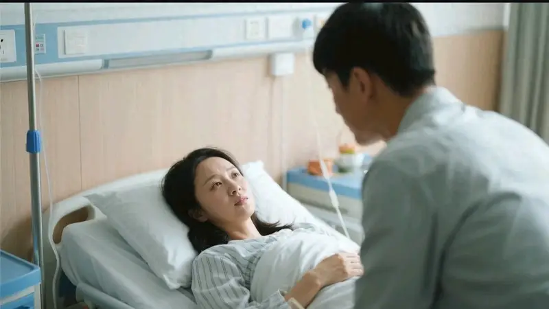 妻子得知初恋命不久矣将自己关在书房一夜天亮她找到我:离婚吧!