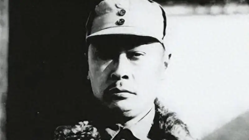 从长征到解放战争,几乎不见朱德身影,他凭什么是十大元帅之首?