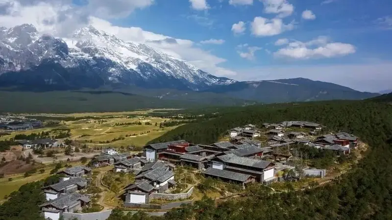 暑期民宿热榜出炉，丽江跻身全国前十，更成外国游客“心头好”