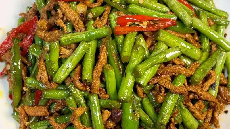 炒豆角半生发涩？原来第一步就错了，教你鲜香熟透的做法