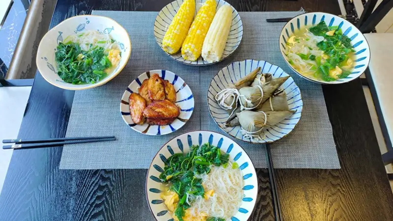 聪明!蒸1锅煮1锅,老公30分钟搞定早餐,全家都夸好吃!
