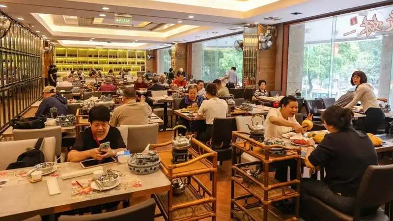 广州新规试行:早茶“预制”要明示