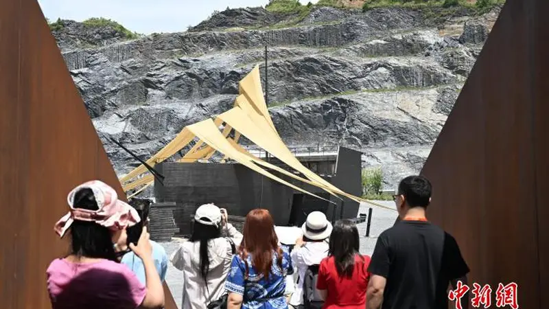 海外华文媒体参访浙江金华山