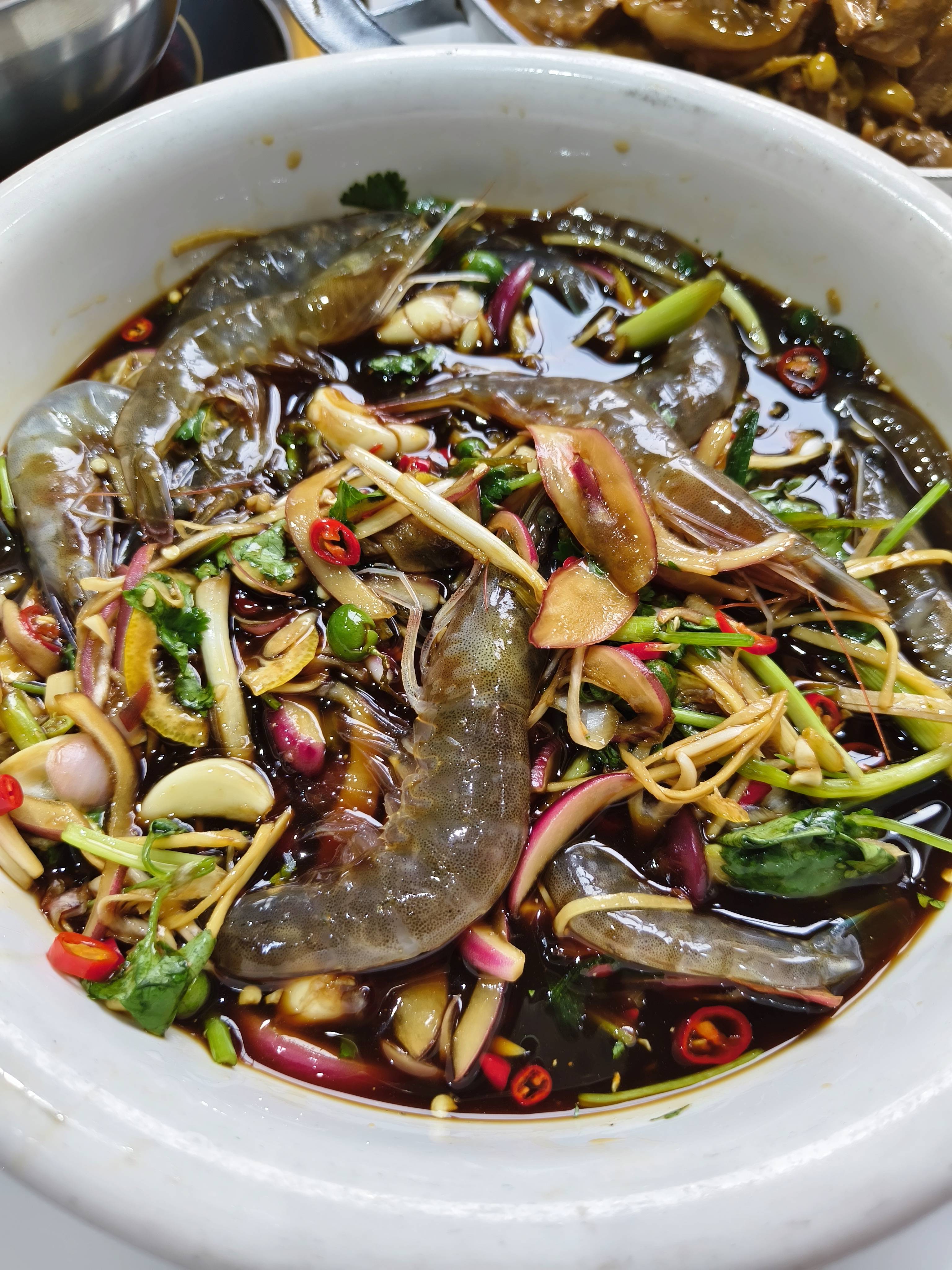 生腌明虾加山黄皮，媲美潮汕美食，一口就沦陷
