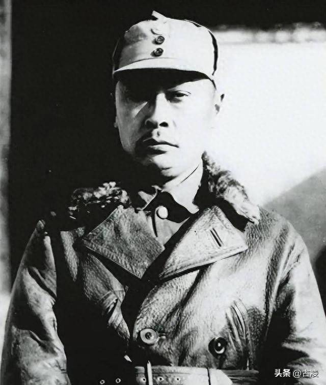 从长征到解放战争,几乎不见朱德身影,他凭什么是十大元帅之首?