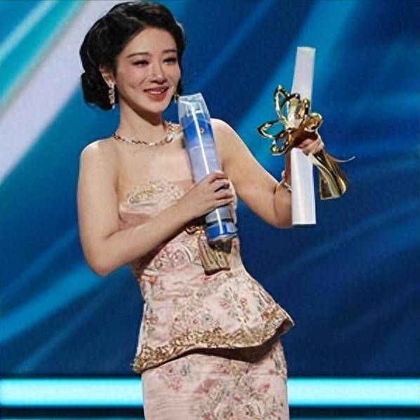 被传复婚带娃仅 1 个月，好友爆赵丽颖真实近况，冯绍峰当初没撒谎