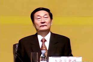 一生仅有的两次破例题词,初心围绕同一个字,尽显总理的爱憎分明