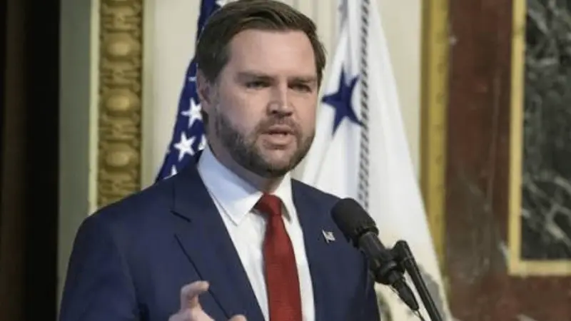 乌发起攻击,却被美国紧急叫停!万斯:乌克兰应最大限度地进行防御