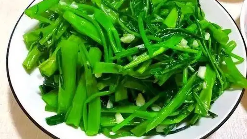 三口之家夏日晚饭，平价时令蔬菜，清爽去火，家常素菜百吃不腻！