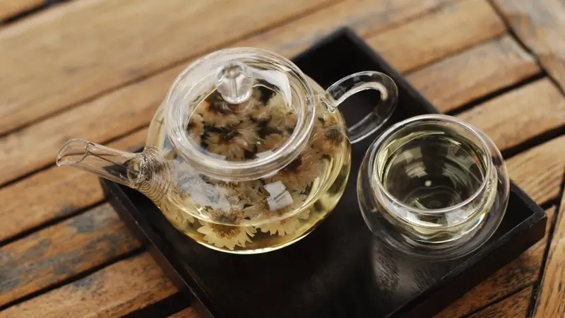 夏天喝茶,哪些人要少喝绿茶?怎么喝最舒服