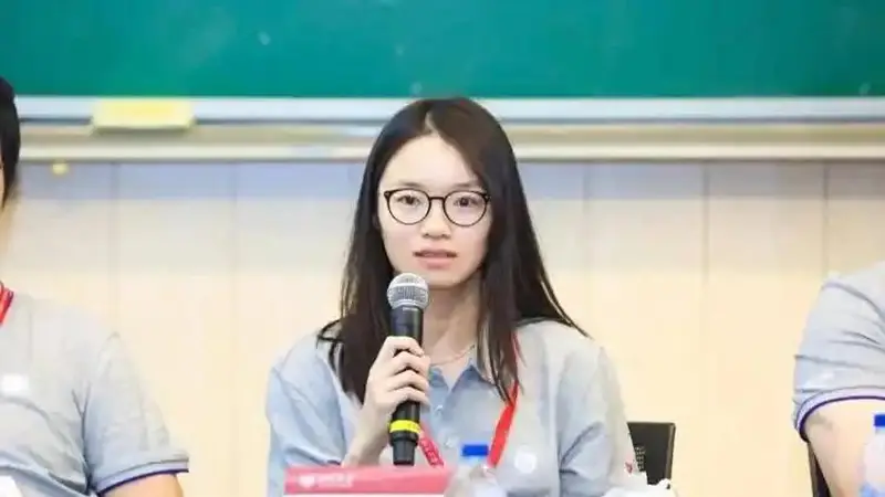 35岁王虹拿下数学界诺奖!获奖后公开回应,第一句话竟然是自嘲