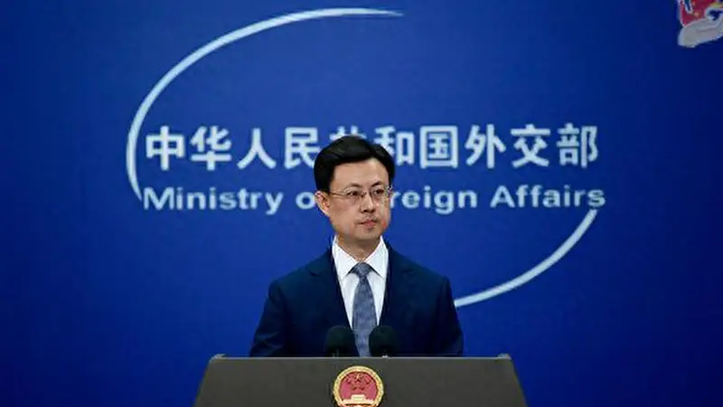 中方今天宣布将部分日本实体列入出口管制管控名单，外交部：中方此举完全正当、合理、合法，希望日方迷途知返，纠正错误行径