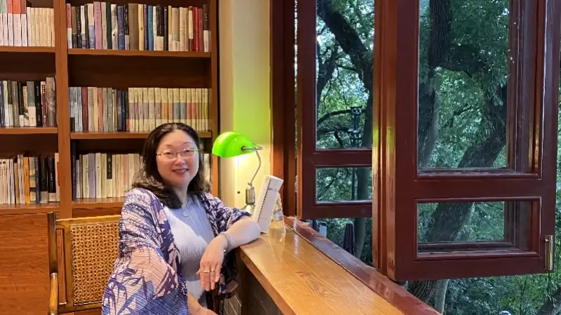 杨怡芬谈《鱼尾纹》:人生的褶皱里暗藏不可言说之物