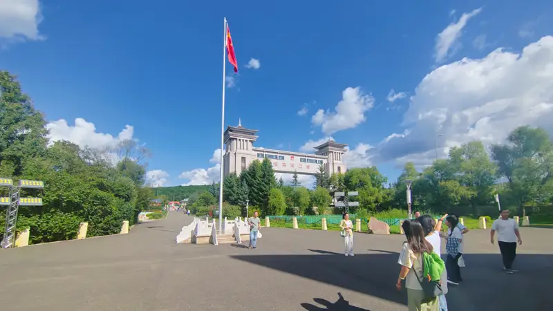 【龙头新闻】避暑胜地绥芬河 清凉气候引客来