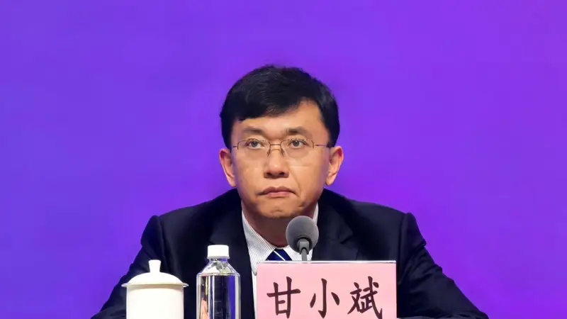 工业和信息化部:今年人形机器人产量有望突破10万台 规上工业企业AI应用普及率已超30%