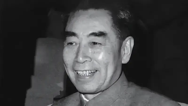 黄埔四期鲍靖中私放周恩来,为何半生坎坷?一封总理来信护他平安