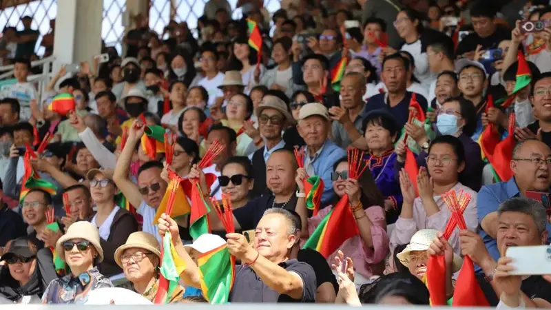 聚盛会 启欢歌! 达茂联合旗第36届那达慕盛大开幕