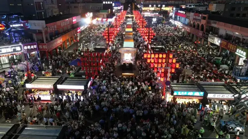 当小龙虾遇上精酿啤酒——石嘴山市大武口夜生活的正确打开方式