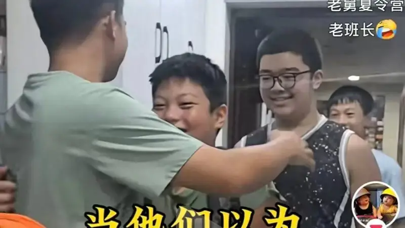 3个姐姐暑假带娃崩溃,教官舅舅“爆改”5个外甥:6点爬山,9点练拳,10点写作业,半个多月后孩子们全变了样
