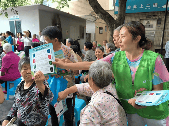 重庆市两江新区翠云街道:分类新风进小区 绿色理念入人心