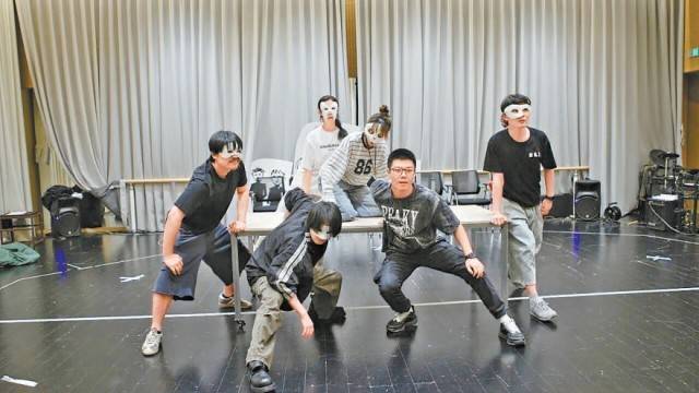 在创排中求新意 在演绎上求变化