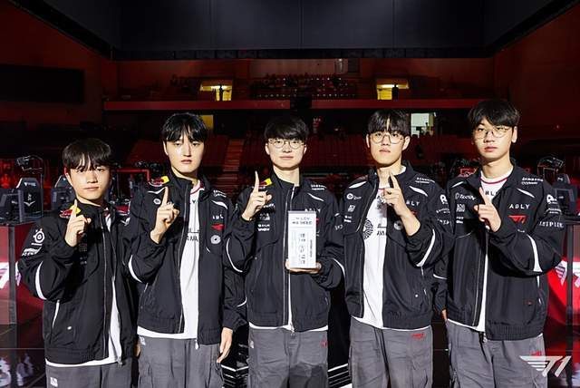 T1晋级正赛后,Bin直言没想到Doran这么菜,粉丝看完都怕了!