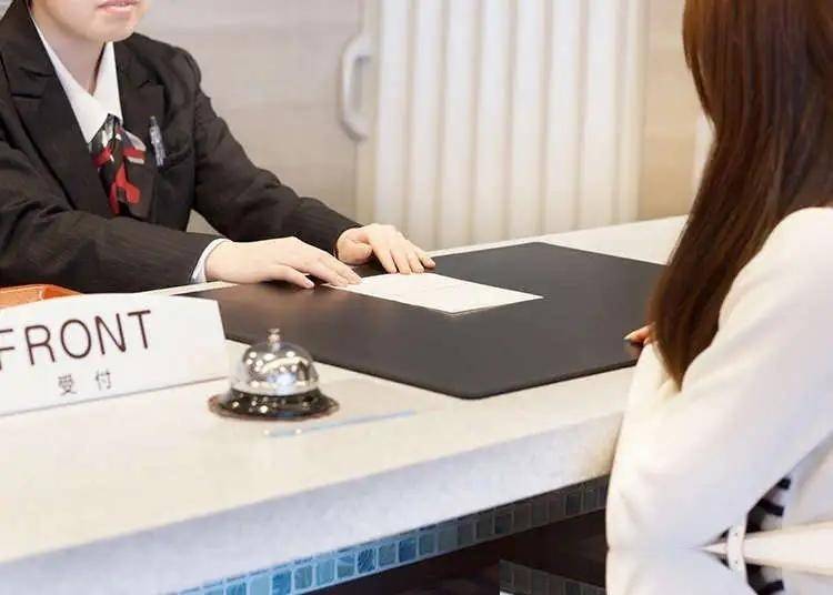 为啥酒店退房都不“查房”了？难道不怕丢东西？真相果然不简单