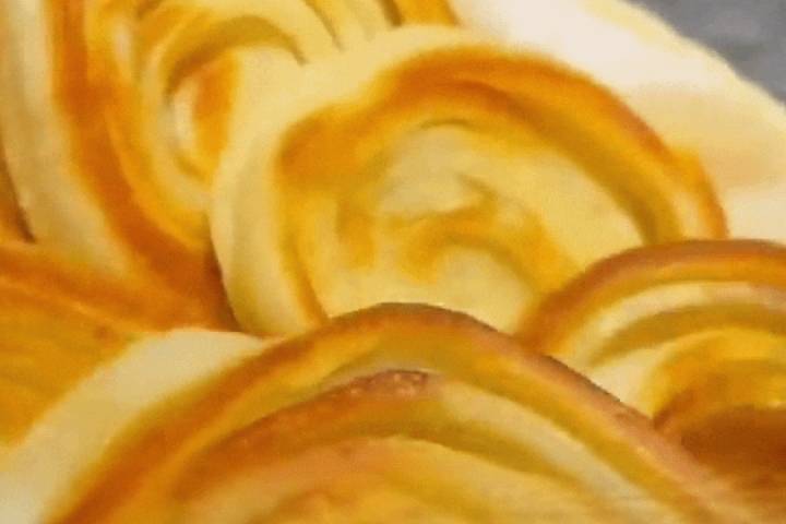 别把它当普通烧饼,济南油旋的魂在“抻卷”