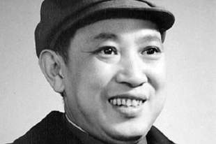 他曾任中办厅主任,揪斗过刘少奇、诬陷过朱德,晚年求康克清原谅