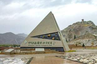 西北之北的阿尔泰山：喀纳斯、禾木、五彩滩、可可托海四季玩法与旅行全攻略