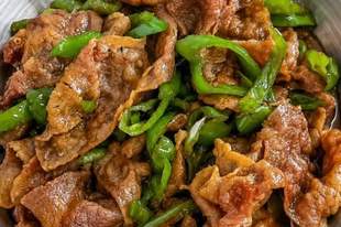 青椒炒肥牛:低脂高蛋白的快手家常菜,鲜嫩多汁超下饭