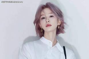 刘诗诗换了紫色短发“美到封神”!穿白裙温柔帅气减龄10岁气质好