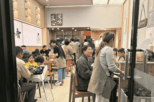 跨越8000多公里,一对母女把襄阳味道端上异国餐桌