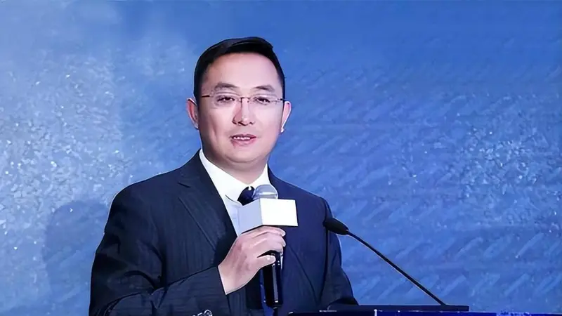 敲钟半年即离场！49岁宋春正辞任京东工业CEO，老将王培暖接棒能否稳住大局？