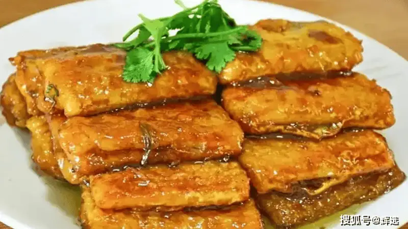 糖醋带鱼怎么做才外酥不碎、酸甜入味?保姆级家常教程来了