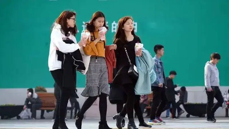 年轻人,这次可能真的不喝白酒了