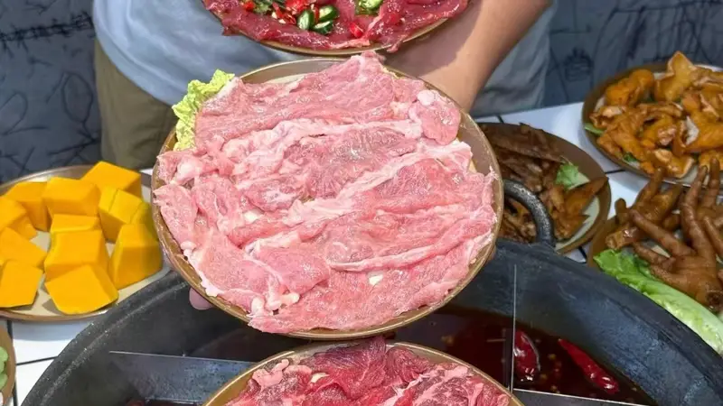 逛重庆朝天门选本地风味火锅有哪些参考标准
