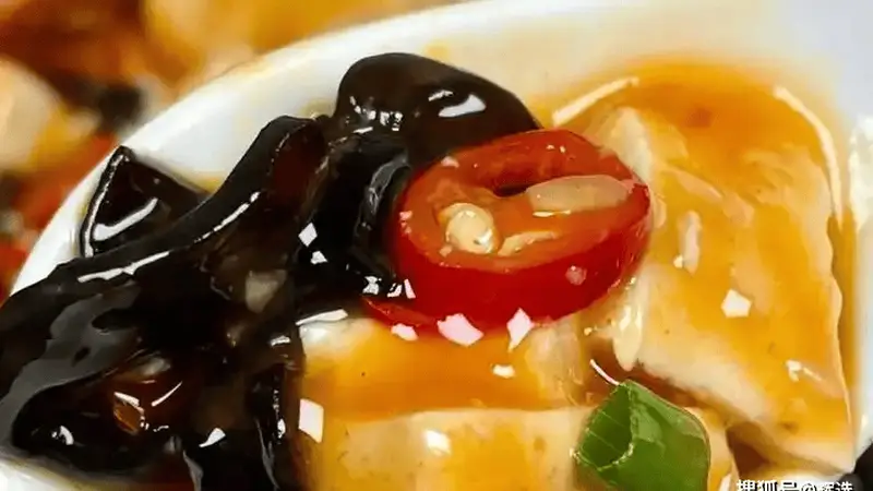 黑木耳烩豆腐，成本不到五块钱，饭店却要卖三十八
