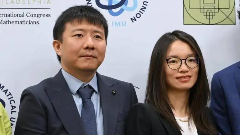 菲尔兹奖得主王虹、邓煜研究的什么？为何会跟短视频有关系