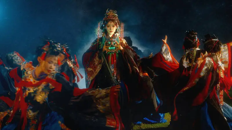 陈卓璇化身异域少女灵动诡谲 眼下点红气质迷离多变