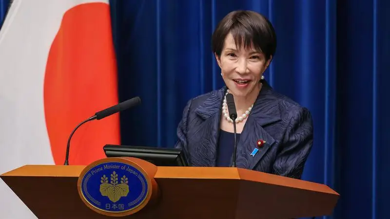 日本对华称呼变了，12字定性已发出，高市早苗已掀桌，中方舰队南下回防东海