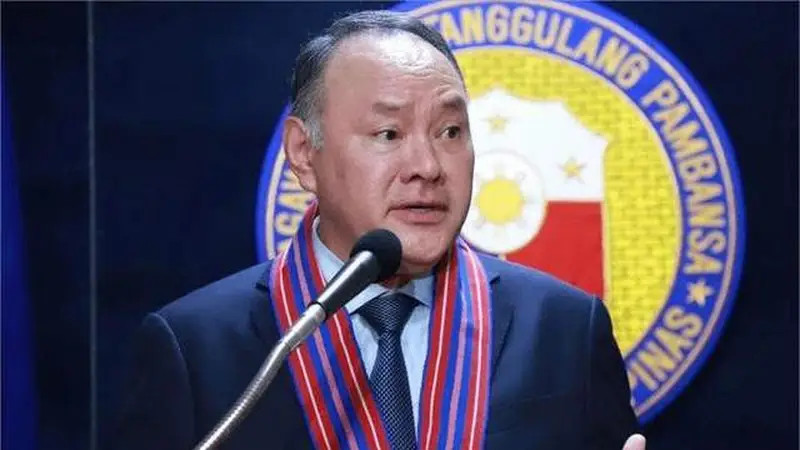 宣布制裁菲律宾防长，结果证明无效，收复中业岛才是终极手段