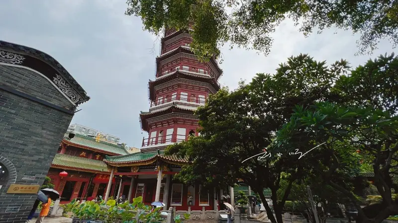 广州市中心“最尴尬”的千年古寺,位置太隐蔽,好多游客不知道?