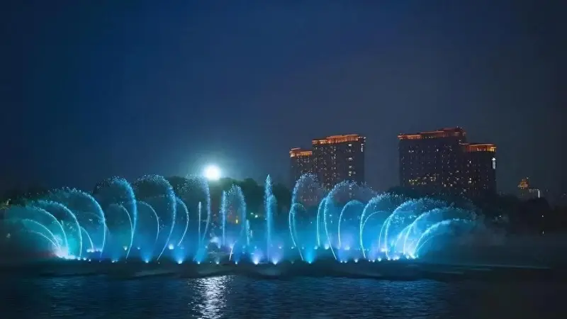 夏日遛娃地推荐丨赶海、品美食、看演出,还能欣赏音乐喷泉秀,这个宝藏遛娃地千万别错过