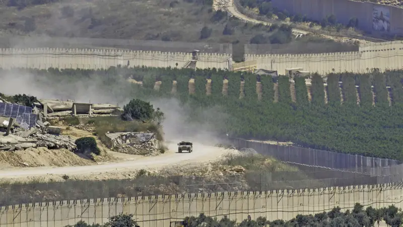 美军空袭伊朗目标，伊朗回击美军基地，美伊互相指责违反停火协议